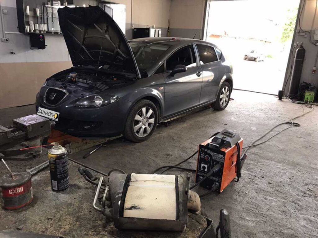 Удаление сажевого фильтра и заглушка EGR на Seat Leon 1.9 TDI 2009